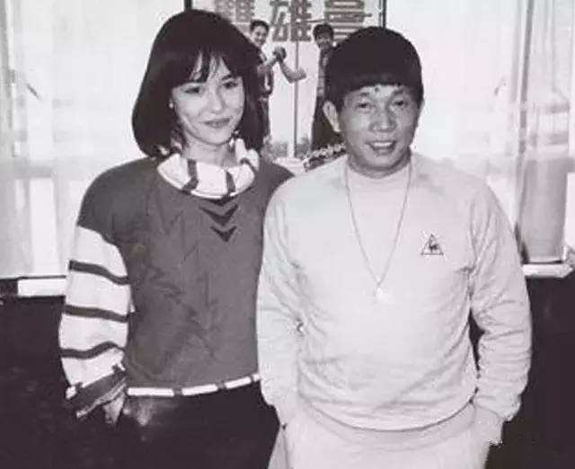 翁静晶因与刘家良结婚轰动娱乐圈，刘家良去后，她再嫁入赌王家族