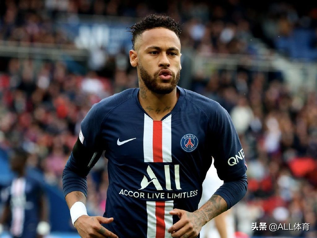 梅西拿过几次联赛助攻王,梅西拿了几次欧冠冠军