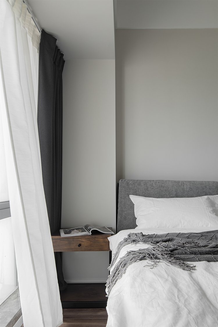 不走寻常路不坐寻常凳,客厅摆放餐桌椅效果图南北通透