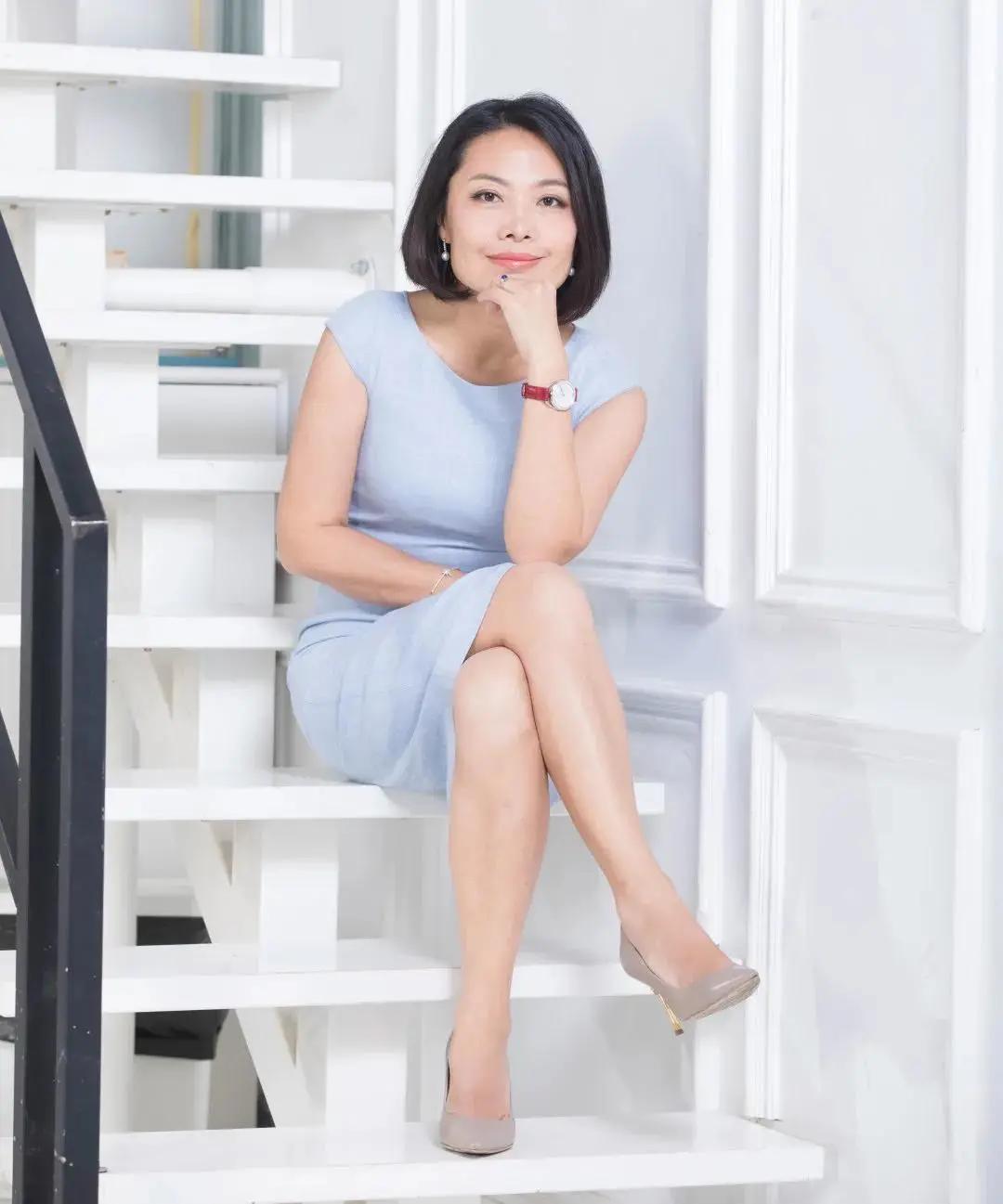 戴安娜腕表,戴安娜戴两支表