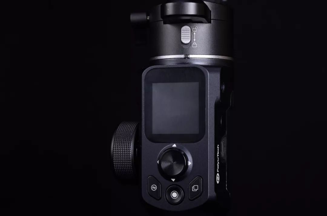 飞宇蝎子稳定器和大疆rsc2对比,飞宇的稳定器怎么样