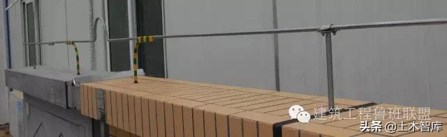 屋面避雷带的做法视频,屋面避雷带支架间距和高度