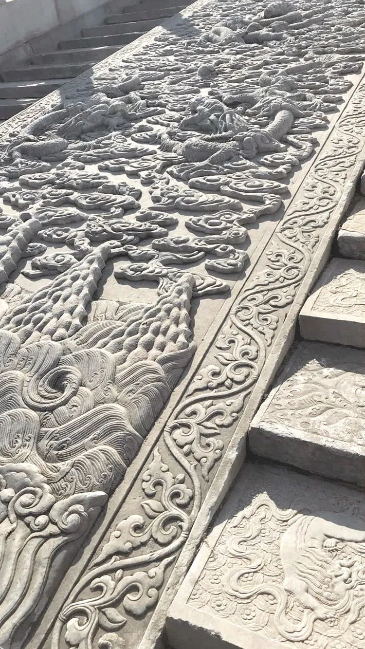 故宫五行是属什么,从故宫里往外看