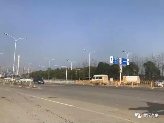 逆市大涨的股票有哪些,逆市上涨板块