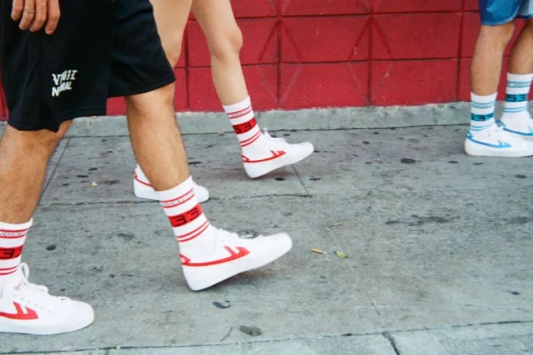 回力鞋哪一款最经典,真正的回力鞋多少一双