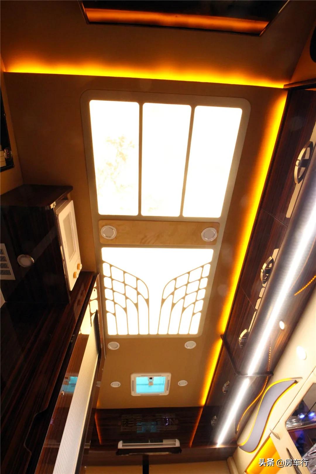 大通原厂v90c型房车2021旗舰款,大通v90房车实际体验