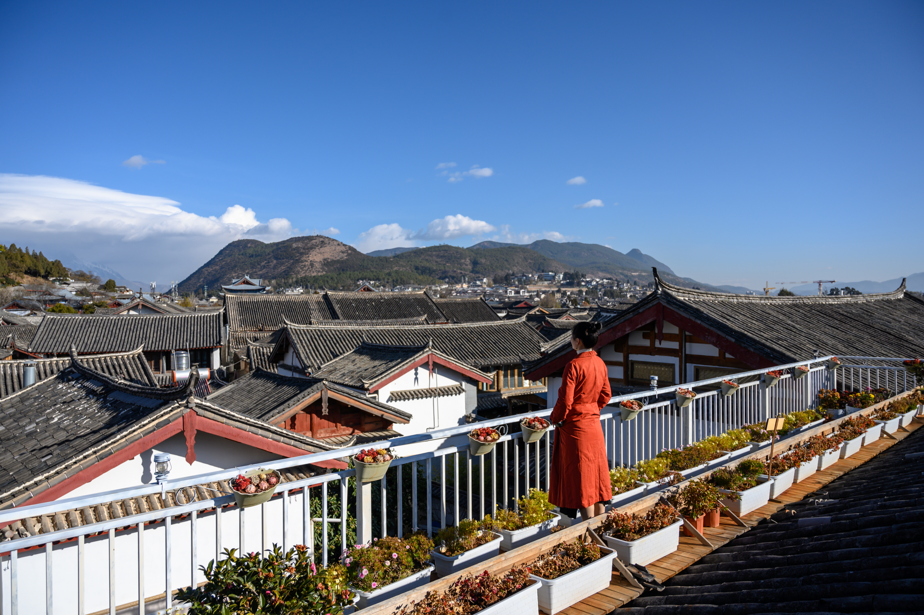 丽江古城过度商业化旅游,丽江古城旅游现状及问题