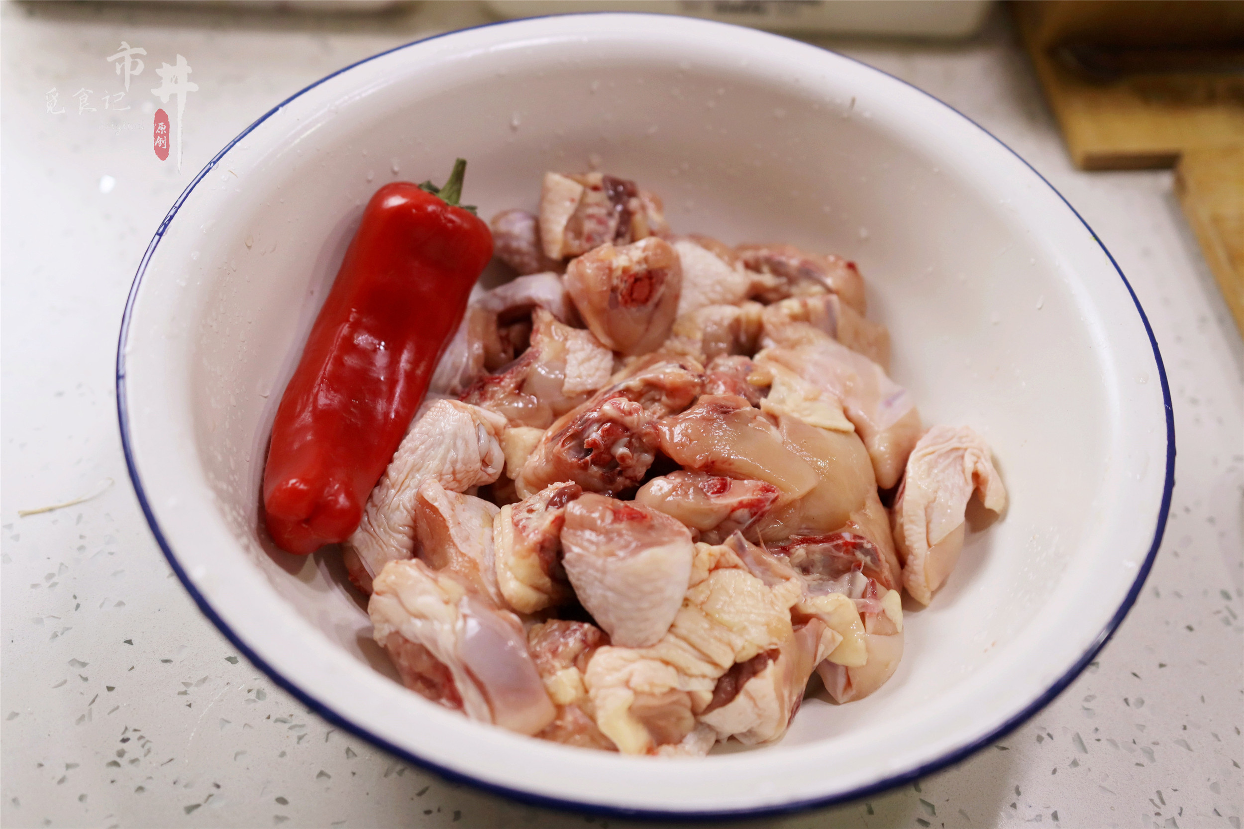 小时候做的可以吃的鸡,小时候路边的铁锅炒鸡做法