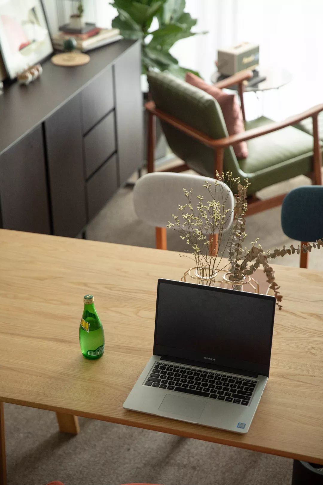 美女老板改装自述：从老旧房到精致办公室，这期间的经历我想说