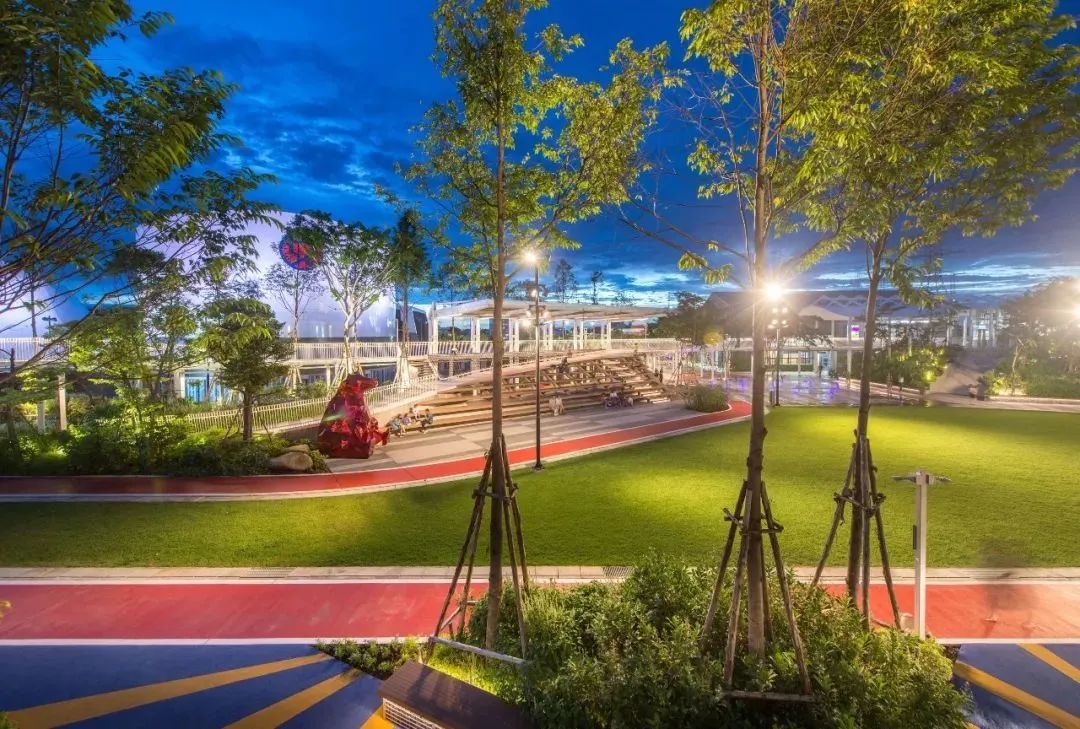 泰国大型购物中心各楼层布局,泰国的购物中心设计