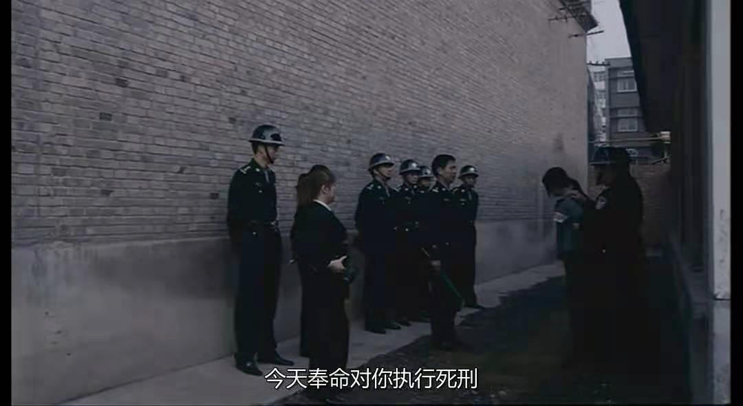 女警察与罪犯的爱情电影,关于女警察与死刑犯的电影