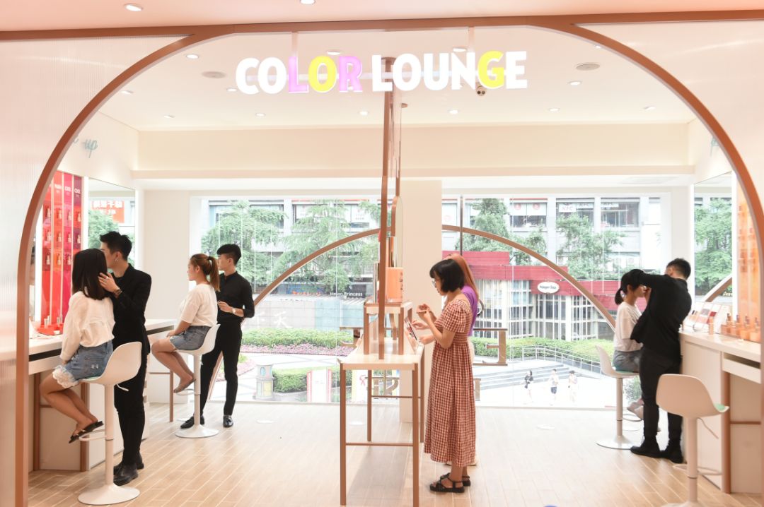 深耕护肤品行业十余载,深耕化妆品行业18年