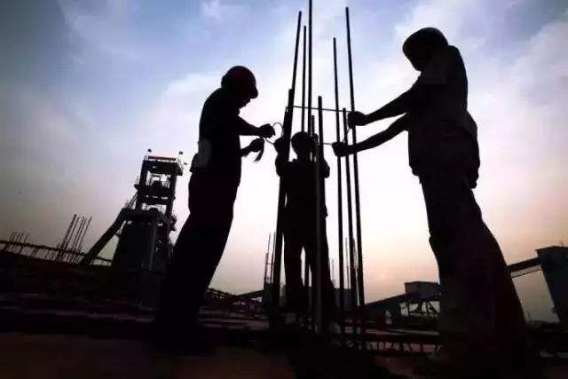 35岁做什么工作能月入过万,22岁做什么工作能月入过万