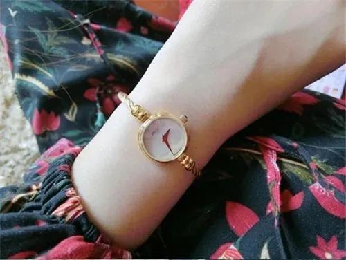 推荐一波手表给你们高颜值巨百搭,轻奢百搭女士手表