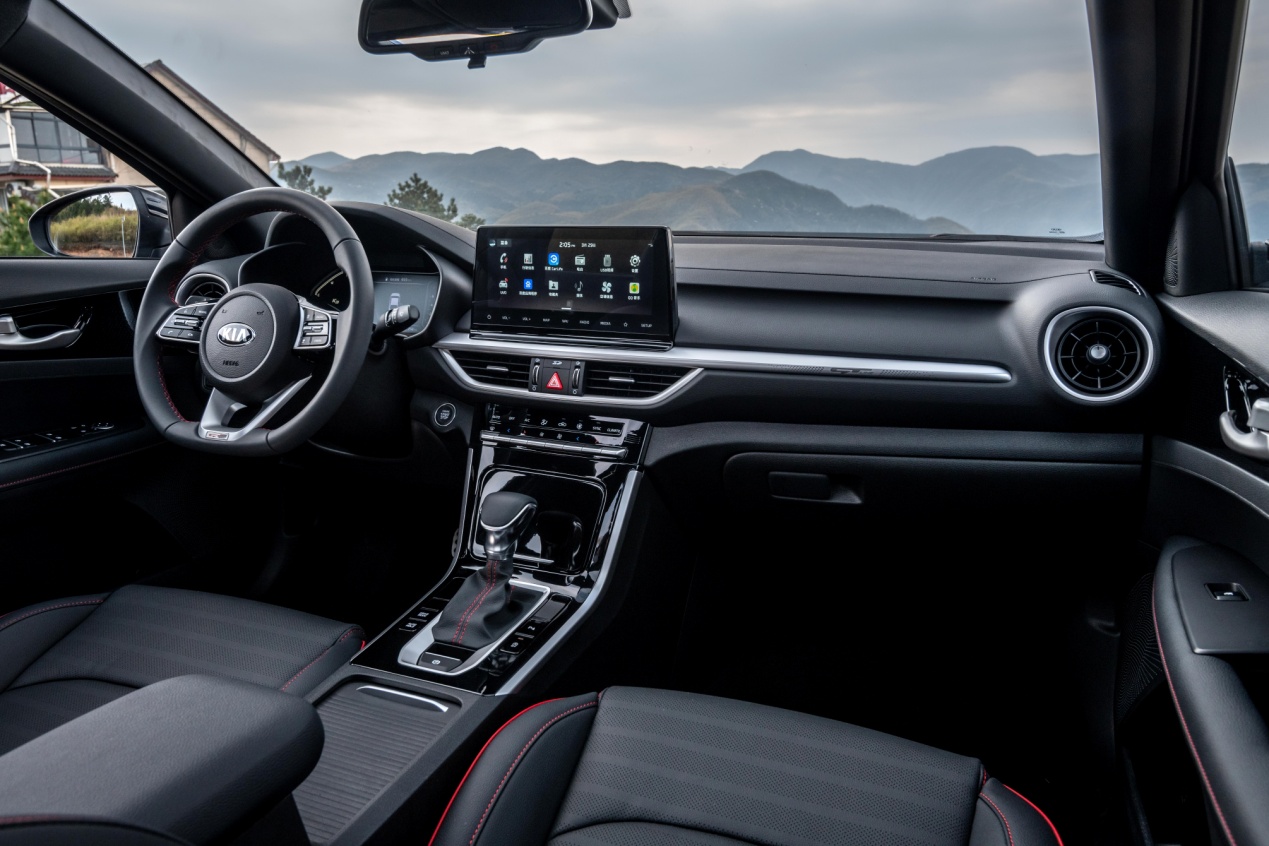 如何判断起亚k3是否值得入手,新款起亚k3到底还耐不耐用