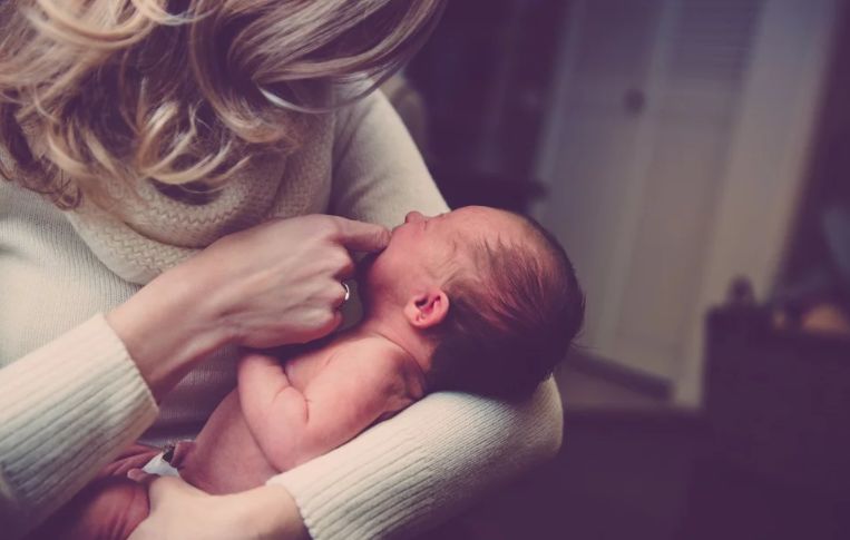 宝宝脸上湿疹怎么护理好得快,育儿知识宝宝湿疹怎么护理好得快