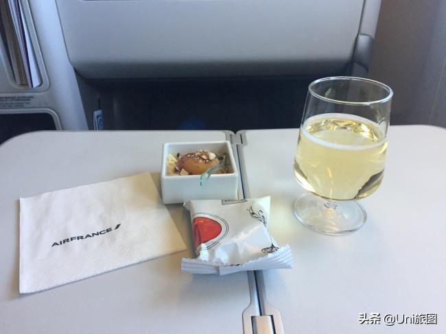 海外华人2019故乡行:去看看水漫金山的镇江金山江天禅寺,这个才是真正的金山寺,它今年真的没有被淹