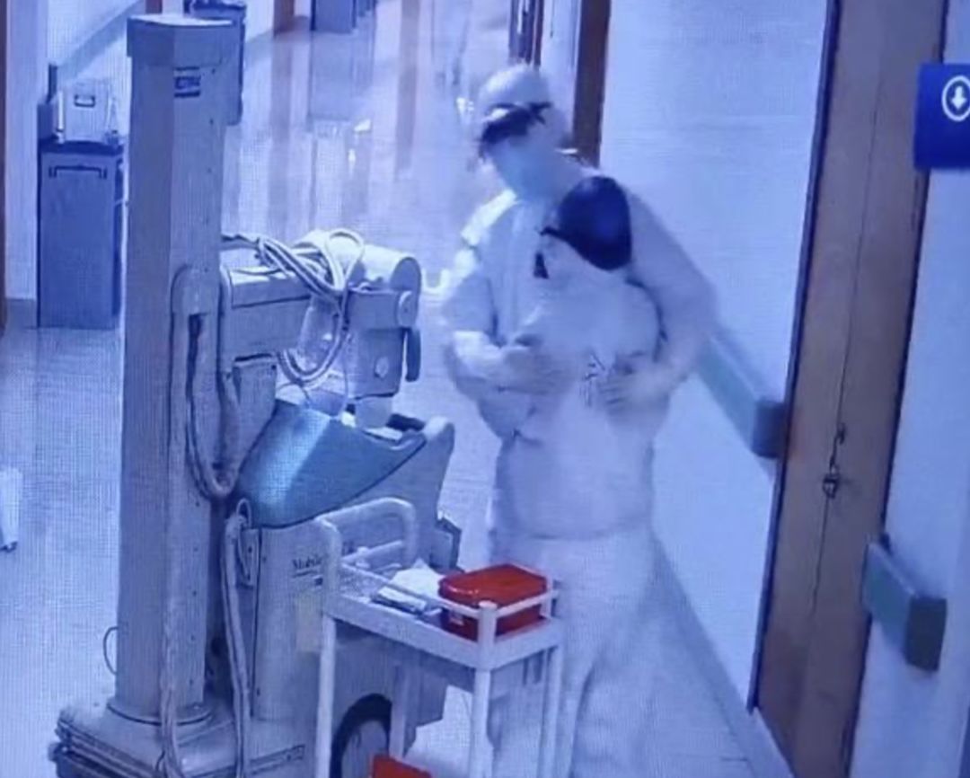 确诊4万多例……熬不住了看看他们!