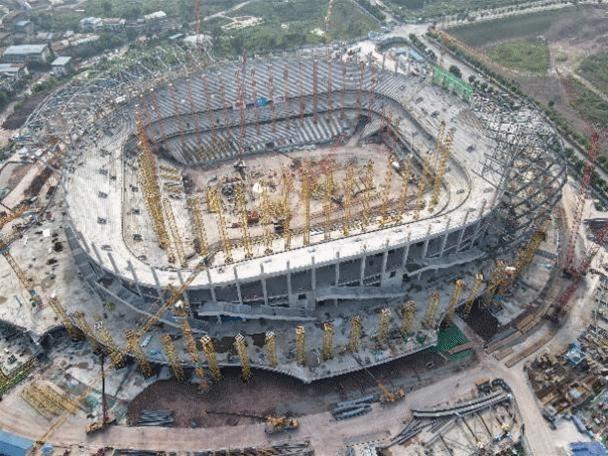 重庆龙兴镇中建八局,重庆龙兴足球场建设单位