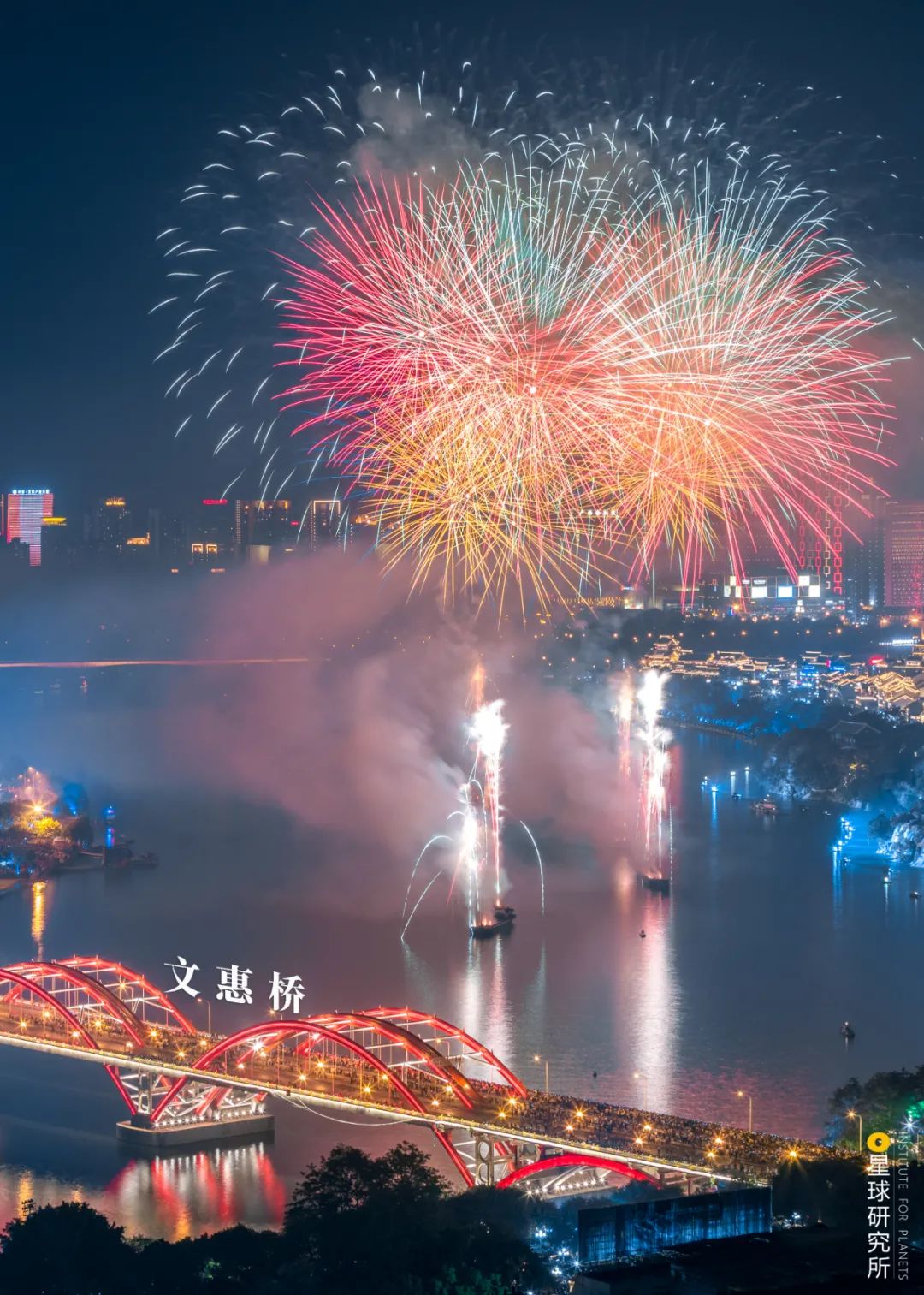 广西柳州除了螺蛳粉还有什么特产,广西柳州螺蛳粉视频