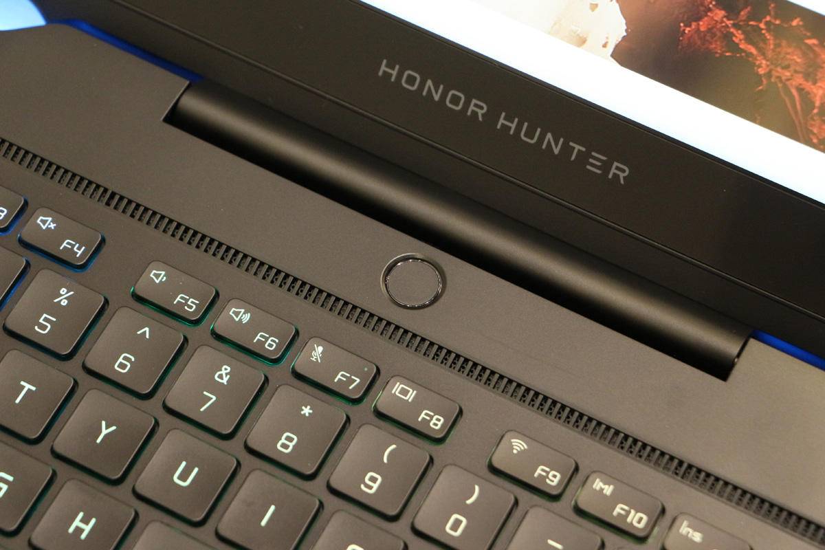 荣耀猎人笔记本游戏本配置,荣耀猎人游戏本评测