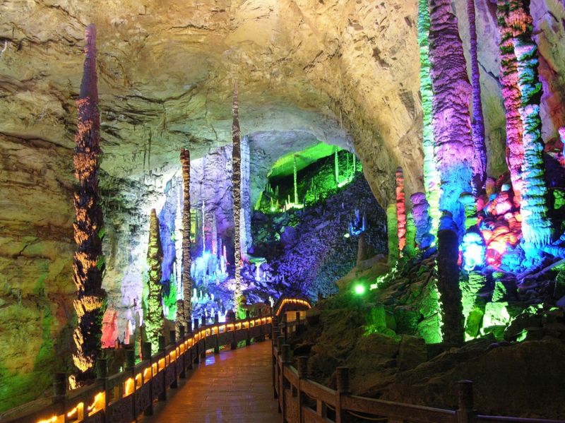 湖南张家界旅游景点门票价格表,张家界宝峰湖景区门票多少钱