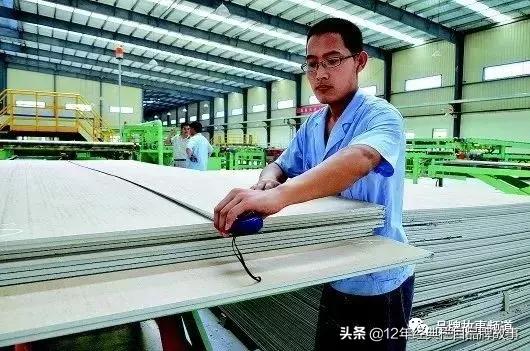 *安泰**市工商局:立足”5S“服务,弘扬挑山工精神