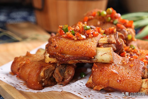 小生意做什么好起步女士,小生意做什么好起步实体店