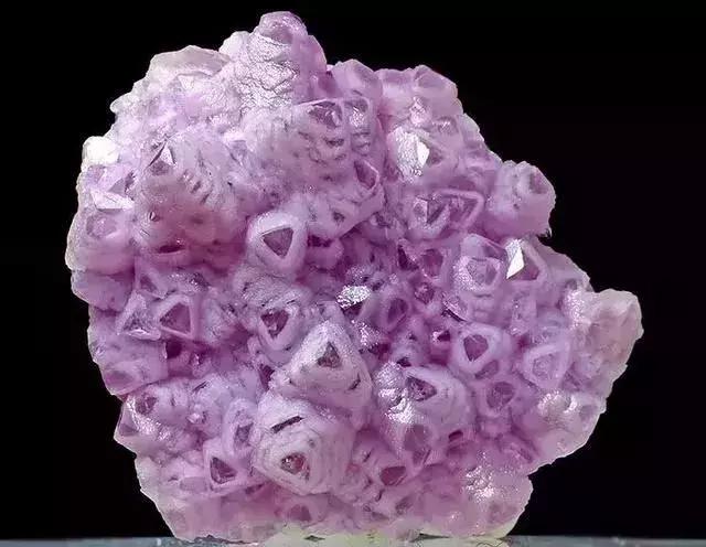 世界上令自己眸生情,见到后再也不爱别人的51个丽人