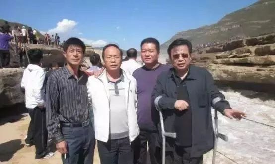 33年前，英雄徐良凭《血染的风采》家喻户晓，他现在怎样了