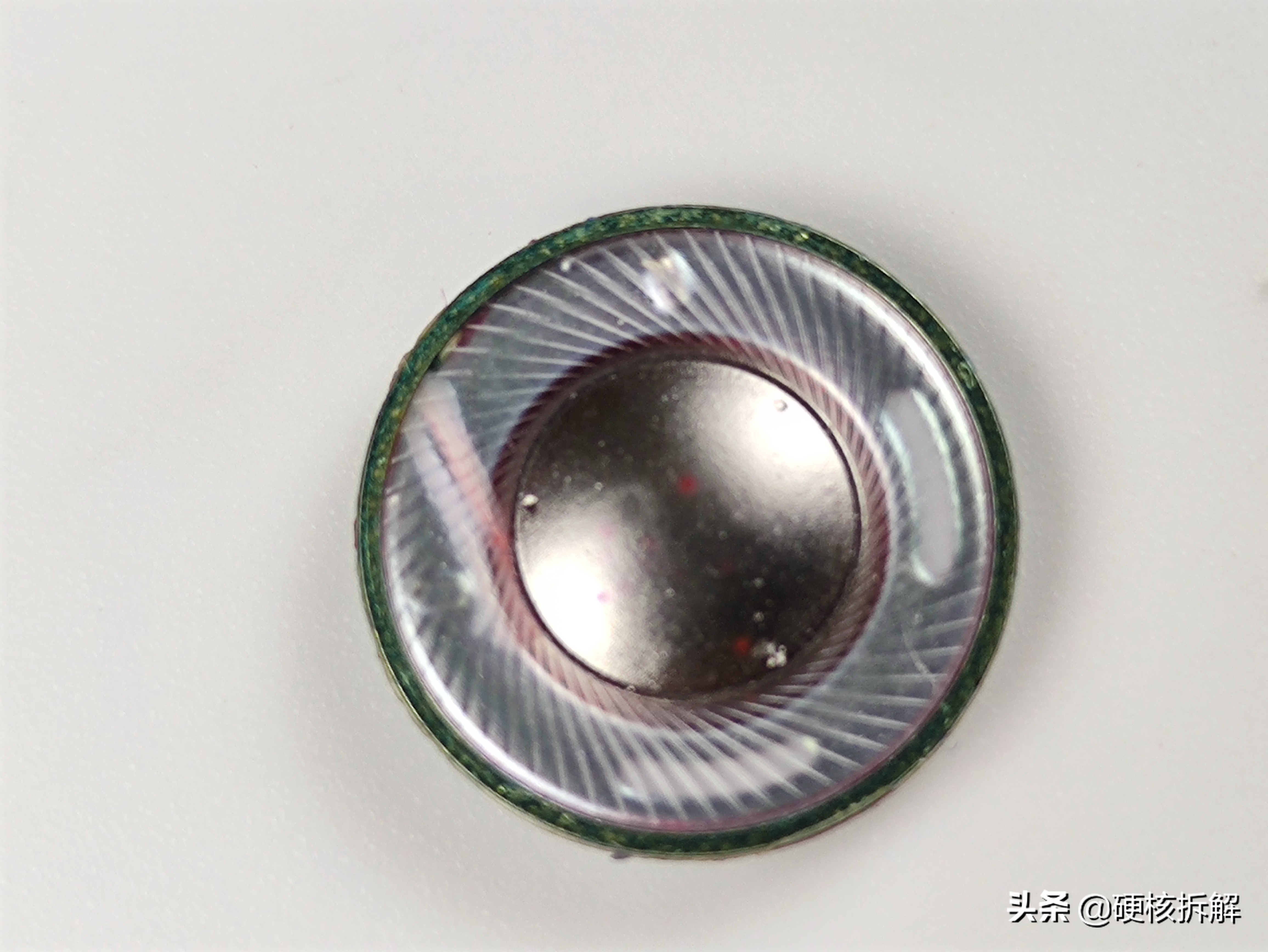 拆解苹果airpods和华强北airpods,拆解airpods耳机喇叭