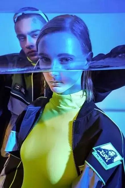 李宁logo换安踏,安踏logo和李宁logo