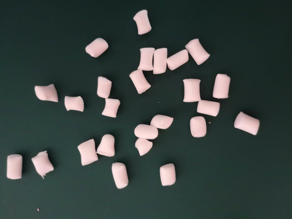 足球场景黏土作品教程,用黏土做的足球放在什么上好看