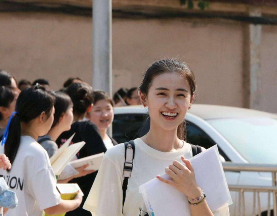 高考成绩不理想应不应该选择复读,上二本线是复读还是去大学考研