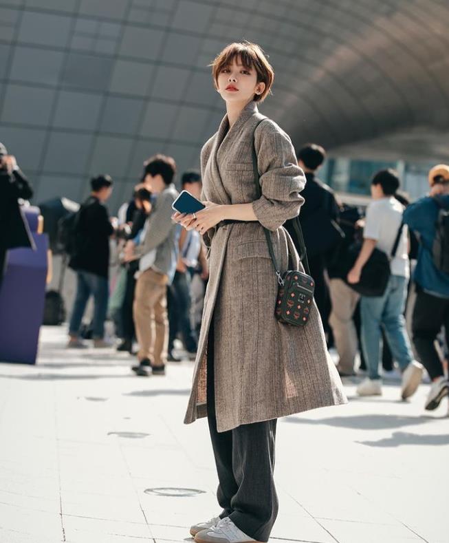 大衣穿搭技巧驼色,大衣穿搭技巧冬装