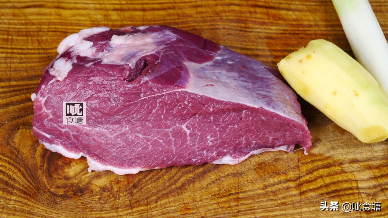 天热了吃点正宗的朝鲜冷面,夏季吃朝鲜冷面