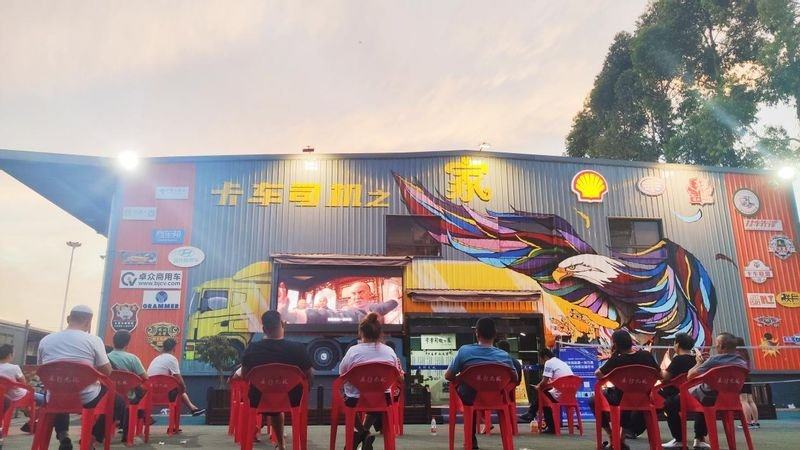 暖心服务让旅客踏上回家路,暖心服务温暖出行