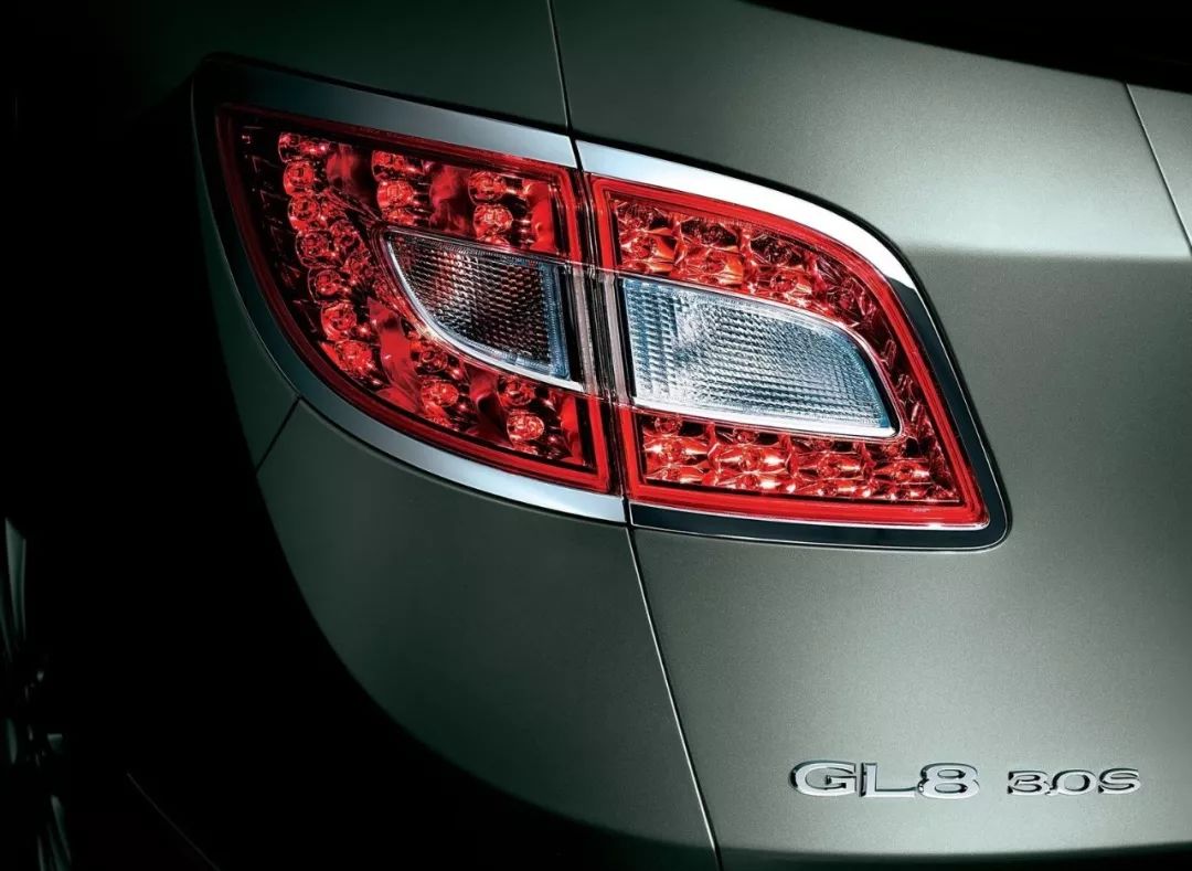 传祺gl8车怎么样,传祺gl8混动版