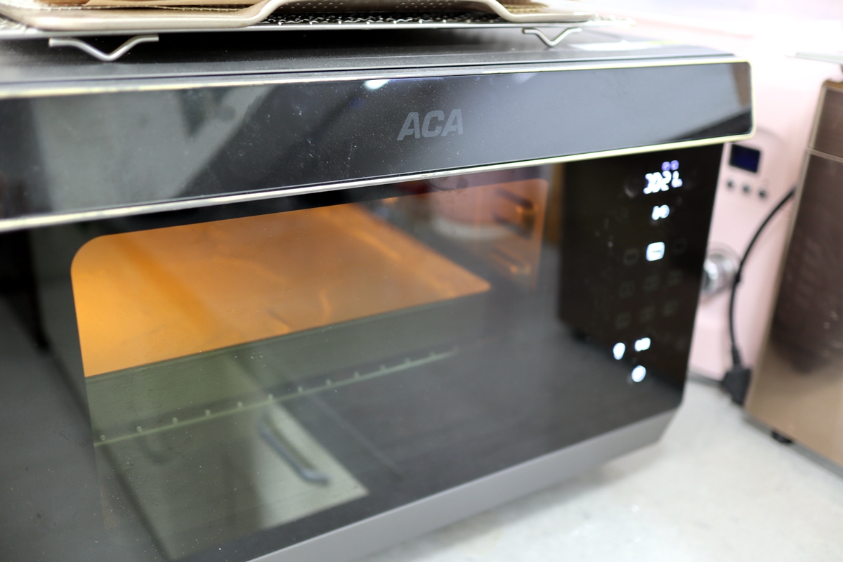 戚风蛋糕卷要烤多久才不掉皮,戚风蛋糕不开裂不塌陷的诀窍