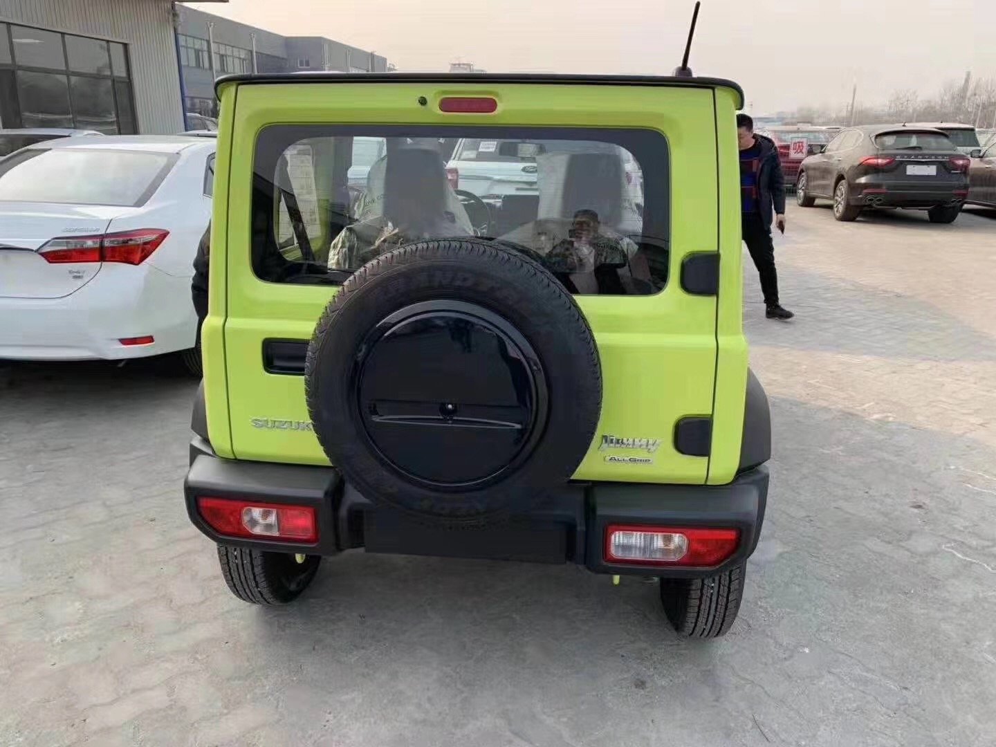 全新铃木吉姆尼提车,吉姆尼提车价格