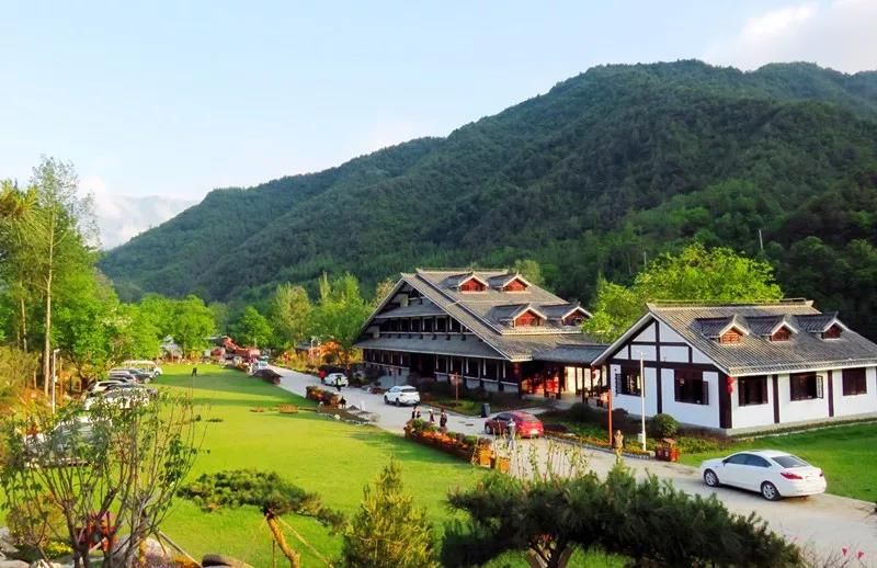 第一个全域旅游城市,全域旅游景点规划