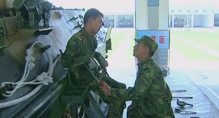 段奕宏王宝强士兵突击经典台词,段奕宏和王宝强士兵突击高燃混剪