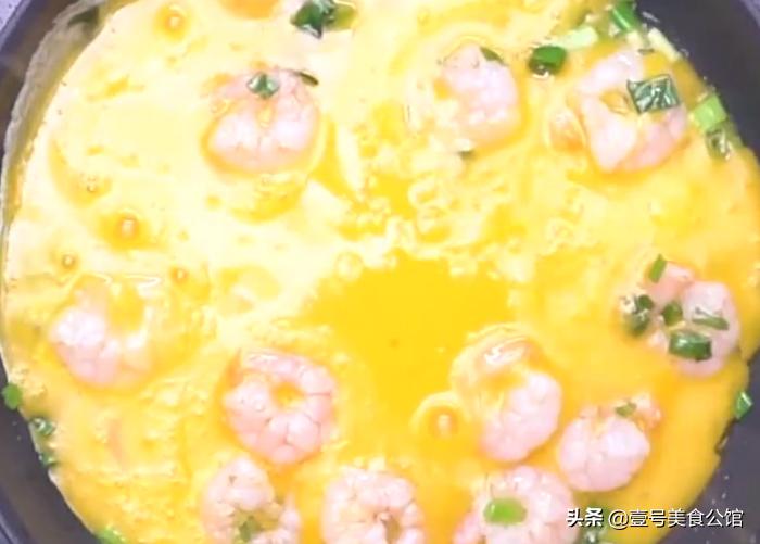 虾仁炒蛋最好吃的做法,家常虾仁炒蛋最正宗的做法