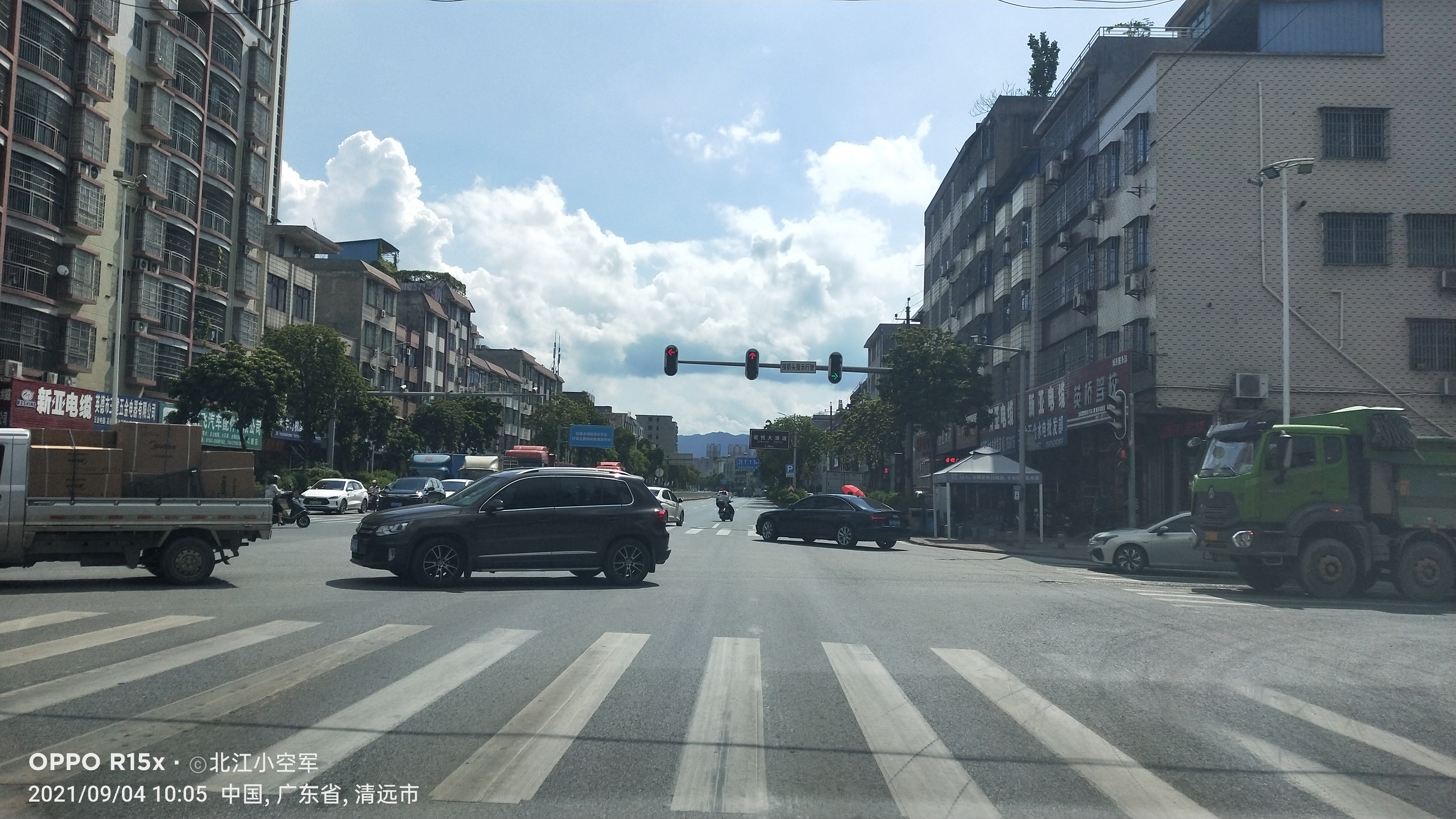 宝晶宫洞,探秘宝石矿洞