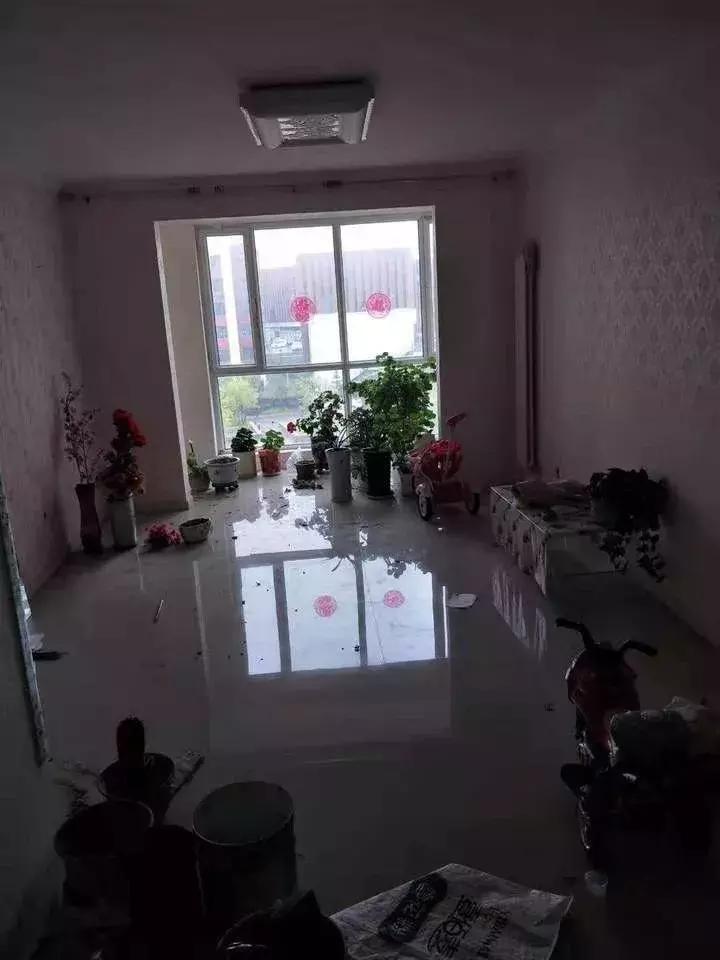 2024款霸道什么时间出售,17年顶配霸道拍卖