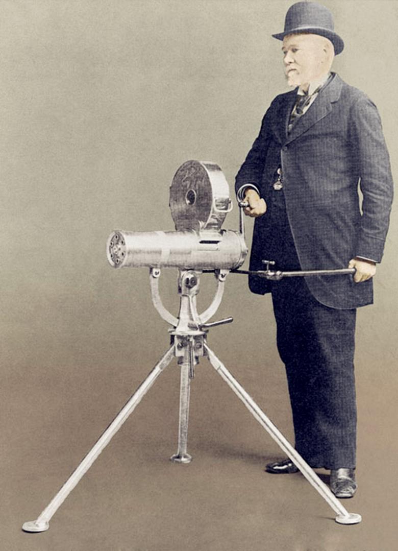 一个医生不救死扶伤却跨界研发杀人*器武**！150年后仍在称雄世界