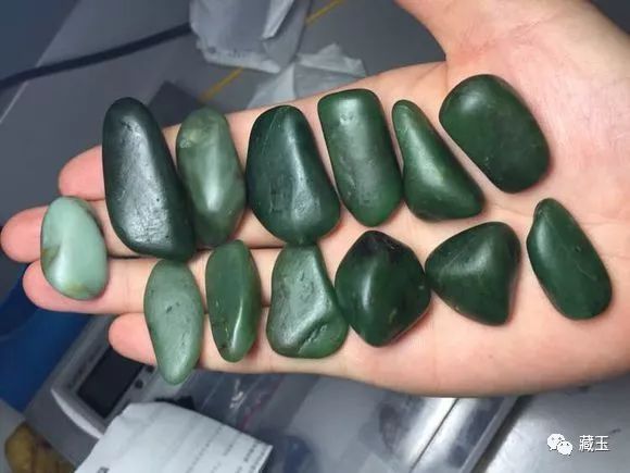 玩玉一整套,玩玉要有三大件