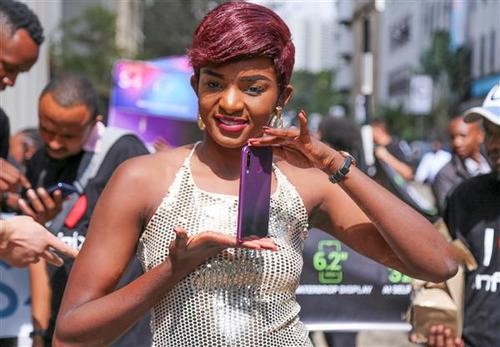 闈炴床浼犻煶鎵嬫満,浼犻煶鎵嬫満闈炴床甯傚満浠介