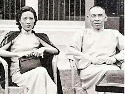 蒋经国为什么打败杜月笙,蒋经国上海打虎遇杜月笙