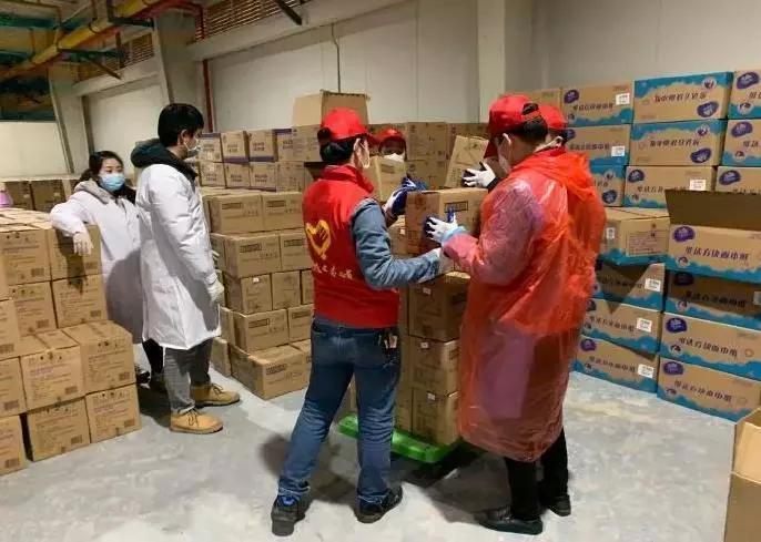 到一线,汲取奋进力量展现青年担当